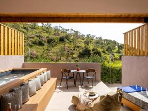 Hotel Skiathos Avaton Suites & Villas