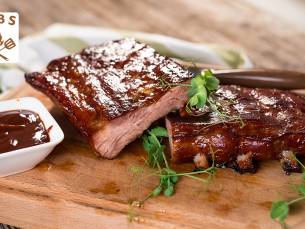 1 kilo spareribs voor afhaal bij RIBS Apeldoorn
