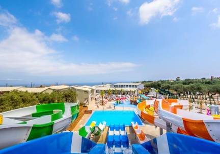 Caretta Paradise Hotel & Waterpark