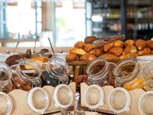 Hotel Mythos Suites - logies & ontbijt