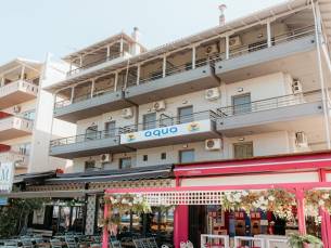 Aqua Beach Front Hotel