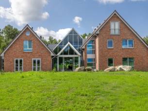 OPENINGSACTIE!⚡ Geniet in GLOEDNIEUW 4*-boutiquehotel middenin de natuur van Drenthe incl. ontbijt en gratis parkeren!