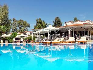 Pasiphae Hotel