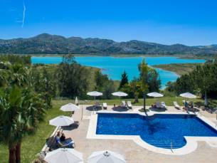 Hotel B BOU La Vinuela & SPA