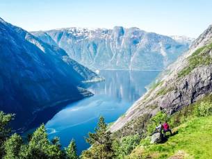 Ontdek het ruige natuurschoon van Noorwegen: 8-daagse Noorse Fjorden Cruise vanaf Amsterdam met de Holland America Line o.b.v. volpension of all-inclusive