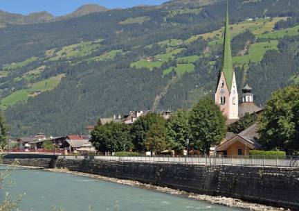 LUXE 4*-landgoedhotel met WELLNESS midden in het hart van het Zillertal incl. ontbijt, 5-gangendiner + Zell-Gerlos TopCard