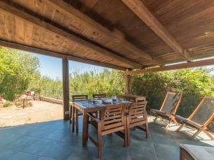 Trilo Debora 2Km From The Beach