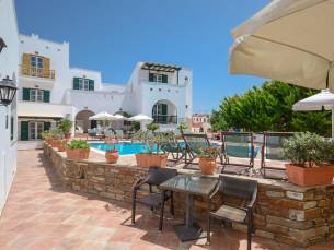 Spiros Hotel & Appartementen