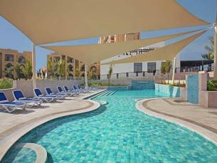 8 daagse vliegvakantie naar Doubletree by Hilton Resort en Spa Marjan Island in ras al khaimah, verenigde arabische emiraten