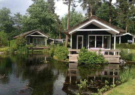 Lodge Meerkoet