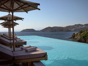 8 daagse vliegvakantie naar Seaside A Lifestyle Resort in agia pelagia, griekenland