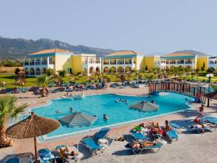 Aparthotel Corali