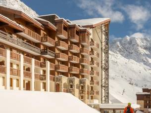 R&eacute;sidence Les N&eacute;r&eacute;&iuml;des