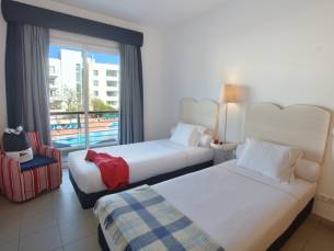 Marina Club I