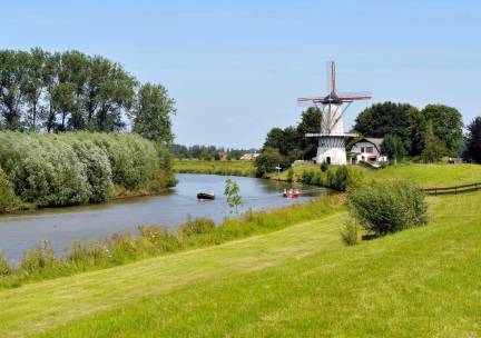 3-daagse fietsvakantie incl. ontbijt & diner + verblijf in hotel aan de Linge met heerlijk terras!