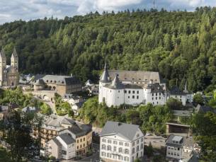 SUPER DEAL! ⚡ 3 dagen in Clervaux in de Luxemburgse Ardennen incl. ontbijt, 3-gangendiner& gebruik zwembad!