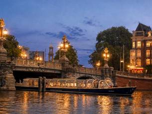 Avondondvaart door Amsterdam