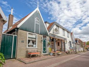 Tweepersoons kamer met boxspring bedden - Douche/toilet