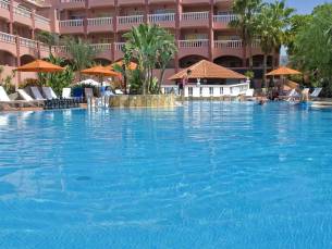 Apartamentos Marola Park