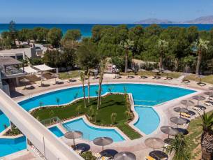 Akti Coast Club
