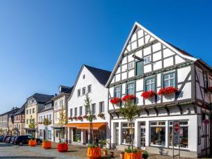 Geniet in 4*-Fletcher Hotel met sauna en zwembad in Arnsberg incl. ontbijt en hoofdgerecht