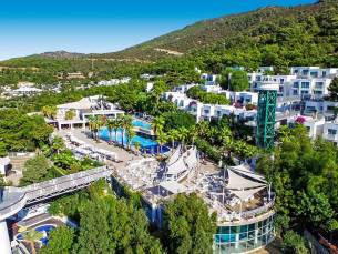 Blue Dreams Resort And Spa