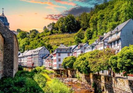 Actieve vakanties in de Eifel: wandelen, fietsen en meer direct voor de deur