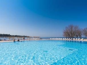 Apartments Katoro Plava Laguna