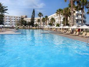 Hotel Louis Phaethon Beach