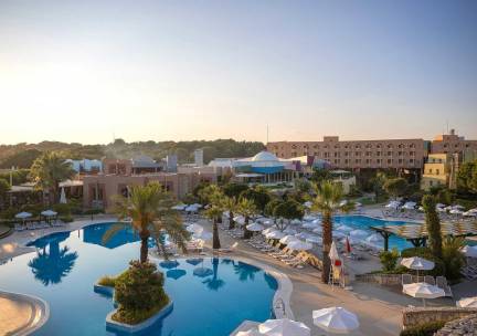 Blue Waters Club En Resort