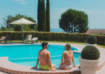 Verblijf in een modern 4*-hotel nabij het Gardameer in Itali&euml; incl. ontbijt, 3-gangendiner, GRATIS parkeren en meer!