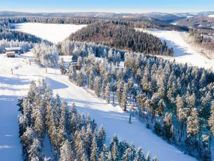 MEGA (familie)DEAL! ???? Verblijf tijdens de winter in een appartement in Sauerland in het hart van Winterberg