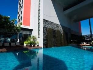 Grand Howard Hotel