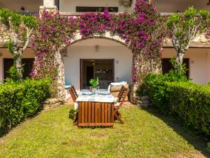 I Fari 95 600m From The Beach