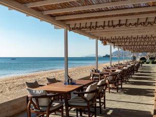 Le Meridien Al Aqah Beach