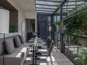 Bitzaro Hotel in town