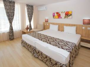 Karlovo Hotel