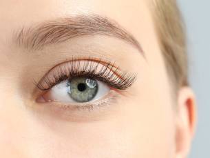 Wimperlift naar keuze + verven