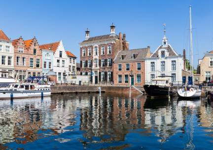 Waanzinnig genieten aan het water! Ervaar pure luxe in het 4*-hotel Waterstate in Goes incl. ontbijt