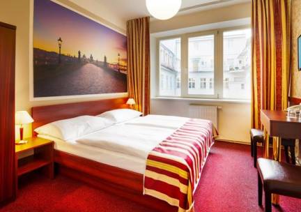 Hotel Metropolitan Old Town