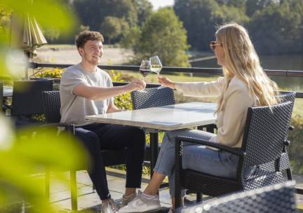 Oase van rust in Horst, Limburg ???? 4*-hotel op een UNIEKE & historische locatie direct aan het water en in de prachtige natuur incl. ontbijt & heerlijke wellness