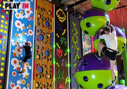 Entree Climb Walls bij Play-in Utrecht