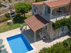 Ellotis Villas