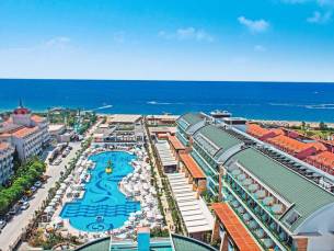 8 daagse vliegvakantie naar Crystal Waterworld Resort en Spa in belek, turkije