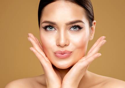 Wenkbrauwbehandeling met verven of wimperlift met verven