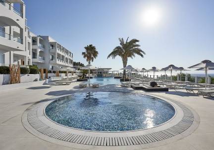 Dimitra Beach Hotel & Suites