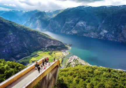 Bergen en fjorden