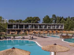 Hotel Blue Water Resort