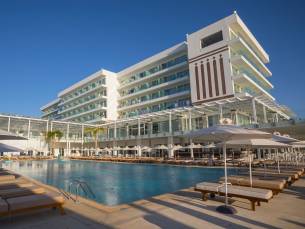 Constantinos The Great Beach Hotel