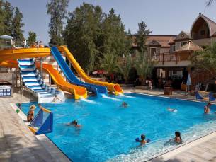 Club Dem Resort